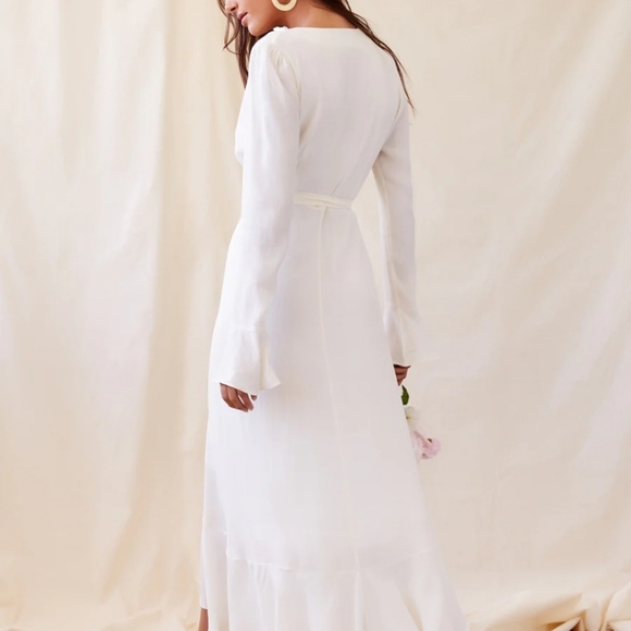 Andjela Chloe Dress in Ivory - Picture 3 of 7